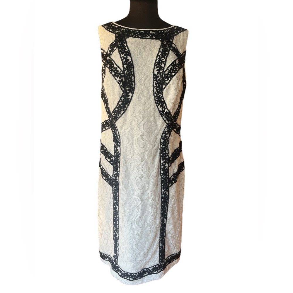 Tadashi Shoji Ivory Black Lace Party Cocktail Glam Luxury Sleeveless Dress